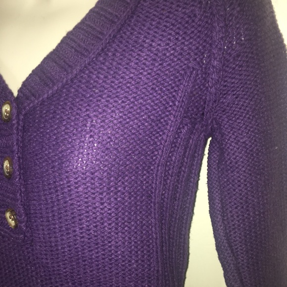 🔥3/$20 Sales: Plum Colored Sweater-M🔥 - Picture 5 of 7